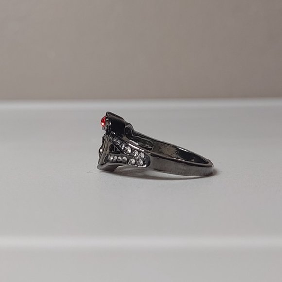 Very Cool Dark Heart Ring Size 8 - Picture 4 of 11